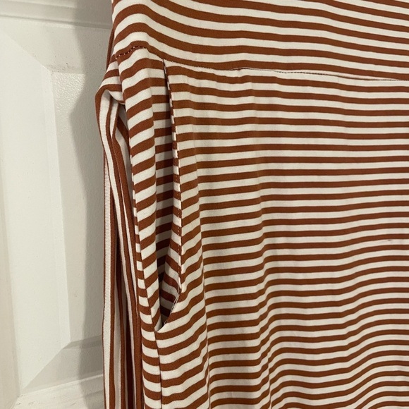 Merokeety striped brown/white dress with tie and pockets, size small - Picture 4 of 5